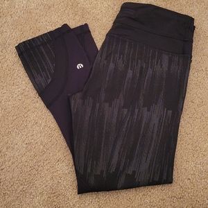 Lululemon cropped leggings